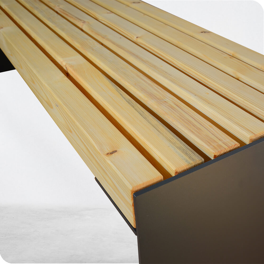 Gartenbank aus 8 mm Stahl pulverbeschichtet, Massivholz Tanne