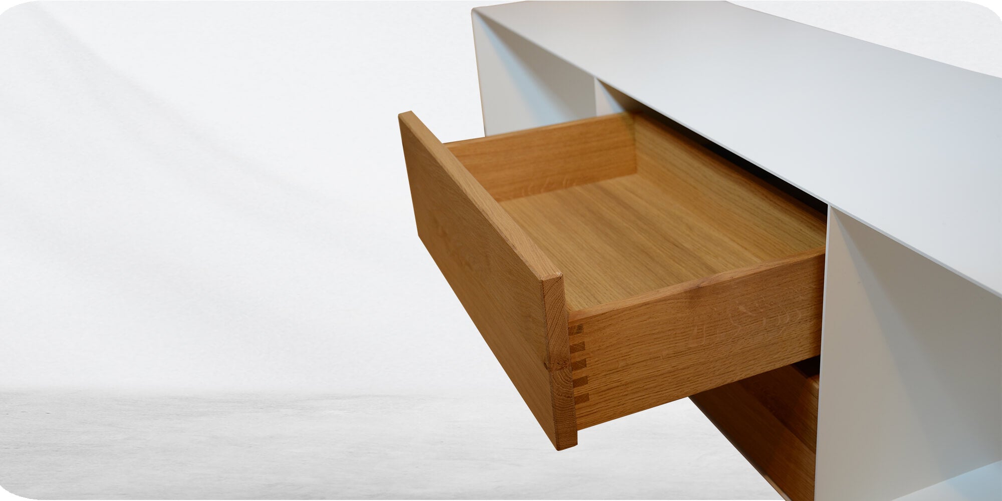 TV Lowboard - 3 mm Stahl, Massivholz Wildeiche mit 2 Schubladen