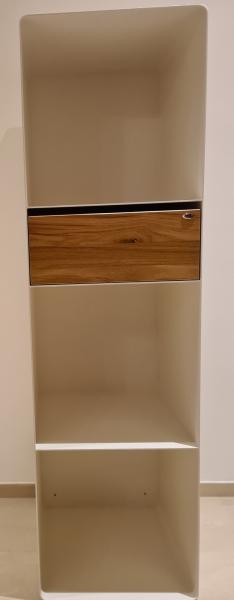 Kaminholzregal mit abgerundeten Kanten, Massivholz Wildeiche