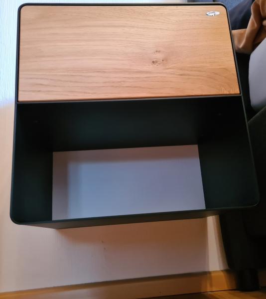 Nachttisch aus 3mm Stahl mit Schublade - hängend