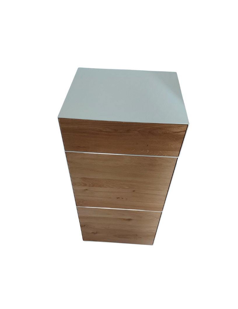 Wohnzimmerschrank "Christoph" in Weiß und Massivholz Wildeiche