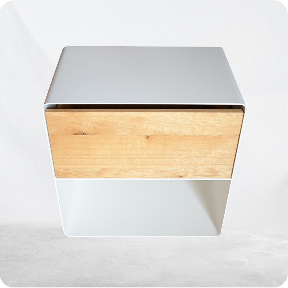 Nachttisch aus 3mm Stahl mit Schublade