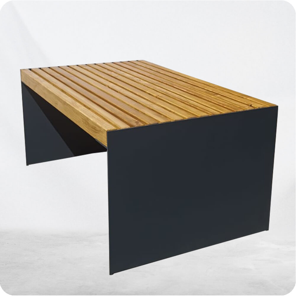 Gartentisch aus 8 mm Stahl und Massivholz Tanne in Eichefarbe lasiert