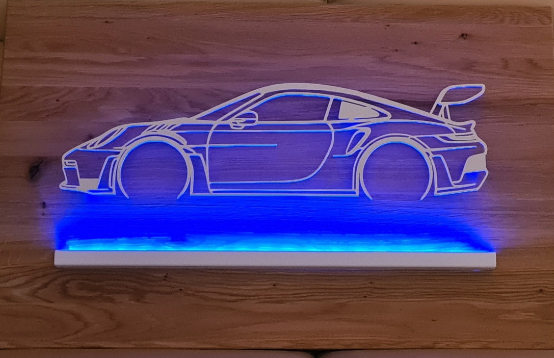 Porsche 911 GT3 mit LED- Massivholzplatte Wildeiche