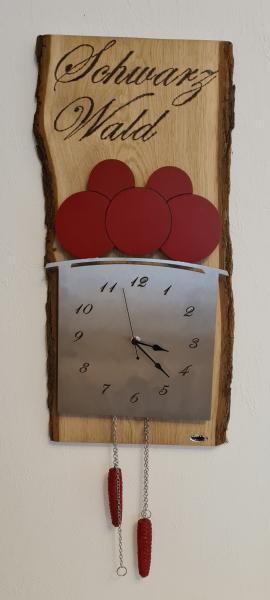 Wanduhr Schwarzwald als Metallkunst auf Holz