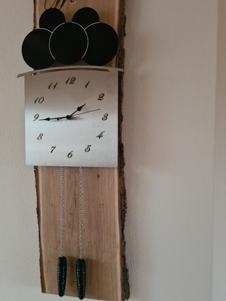 Wandbild mit Uhr - Schwarzwald Design